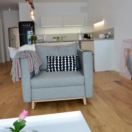 Blickinsgruen Apartment *