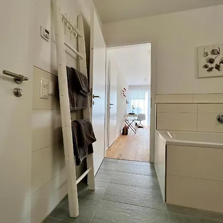 Apartment Blickinsgruen *