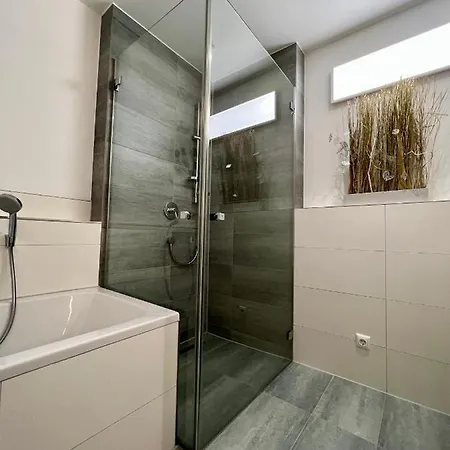 Blickinsgruen Appartement